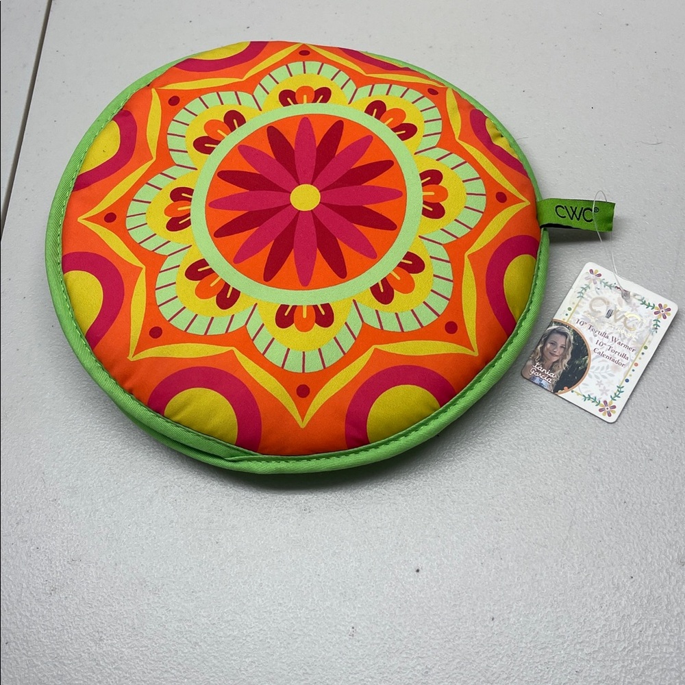 CWC 10” tortilla warmer. NWT - Picture 2 of 3